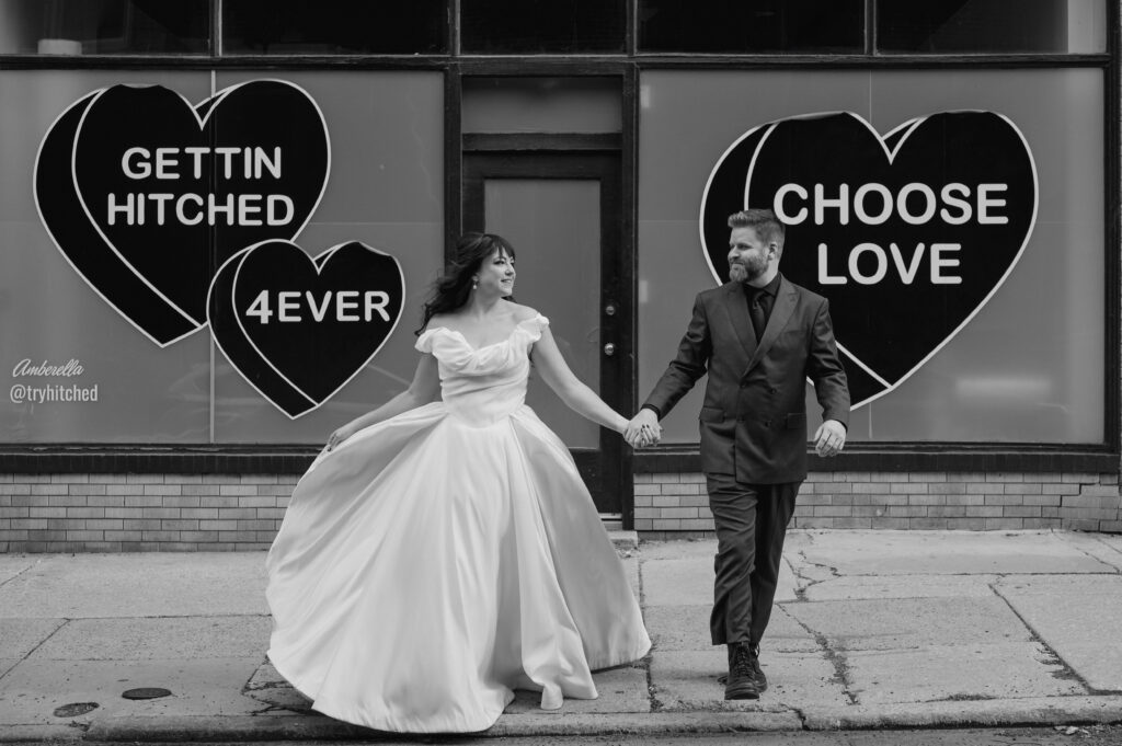 bride and groom portraits in old city philadelphia
